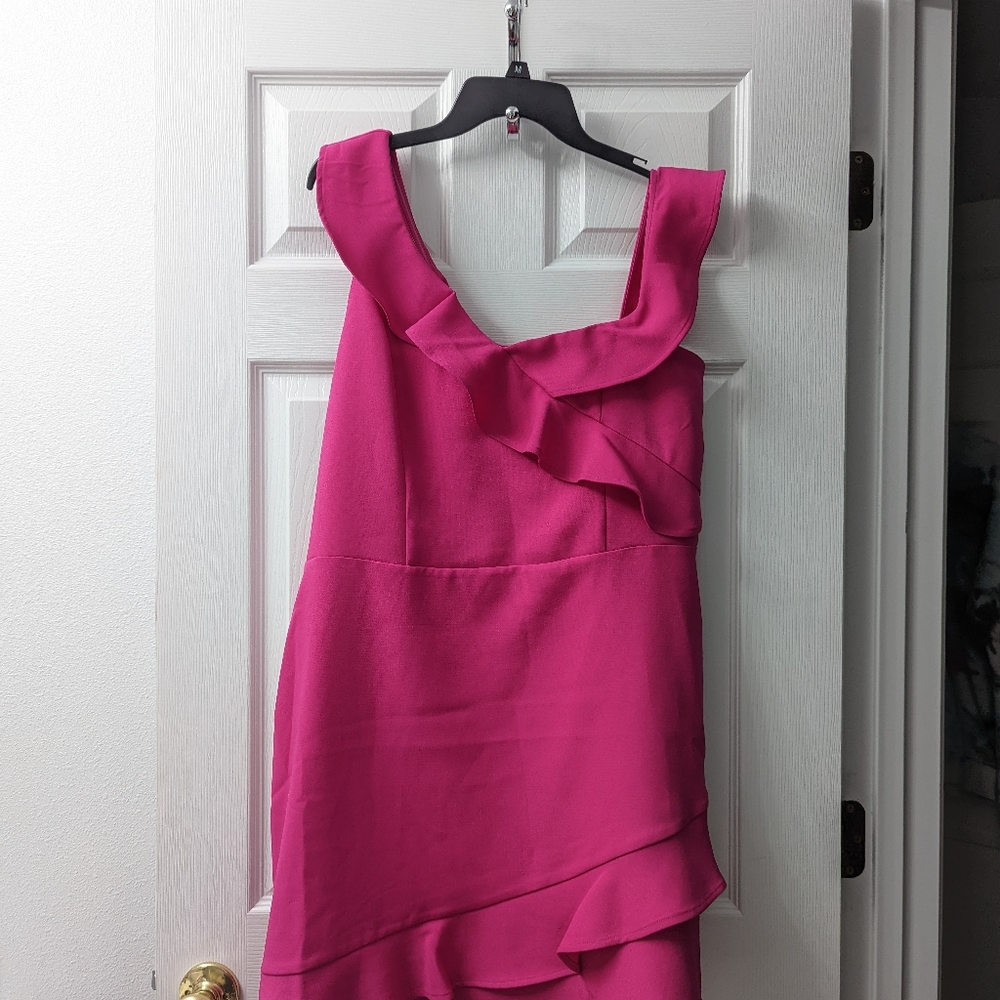 Express Ruffle Off-Shoulder Dress - Picture 2 of 3